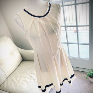 Sassy & Classy Pleated Retro Cream Dress Size Large